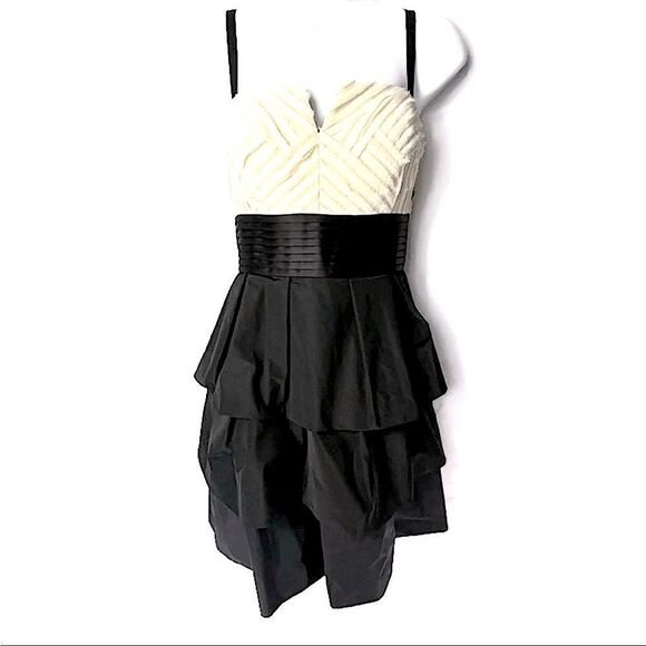 BCBGMAXAZRIA | NYE | Sweetheart Neckline | Formal Mini Cocktail Dress | Size 6 - Picture 1 of 7